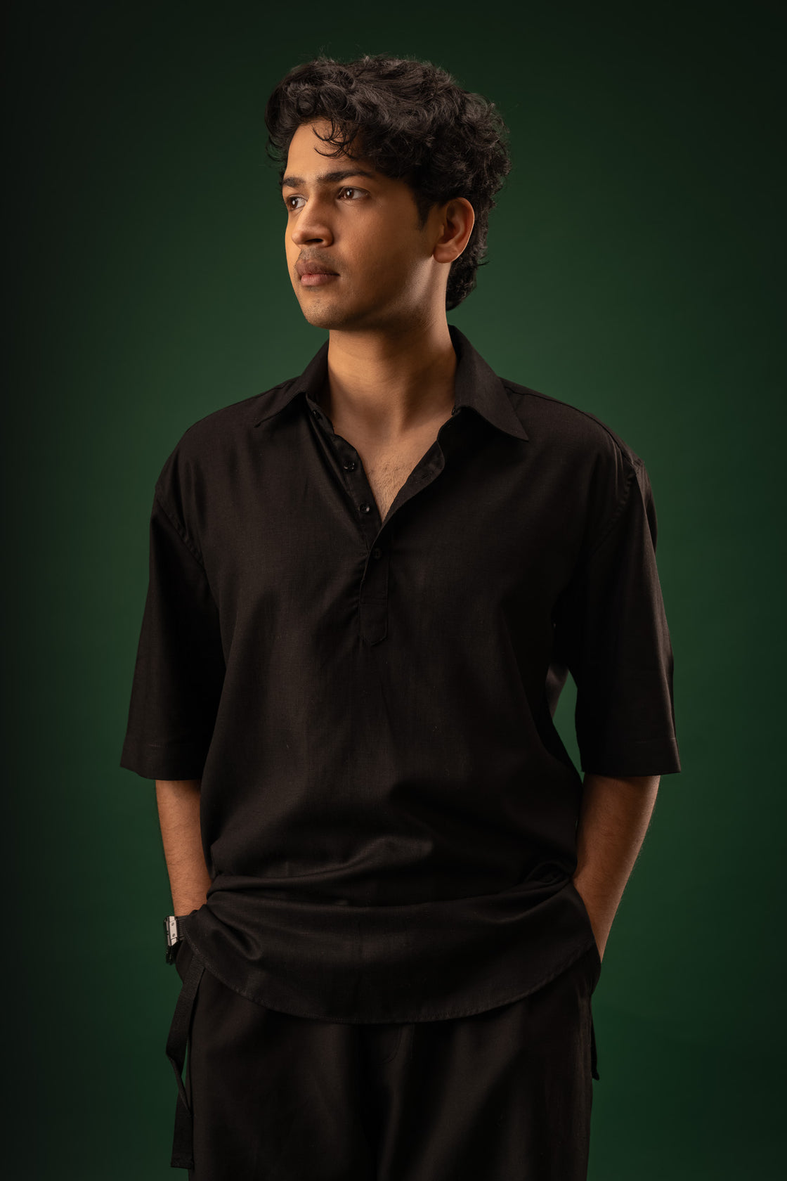 Raven Cloak | OV Short K | 100% Pure Linen | Jet Black